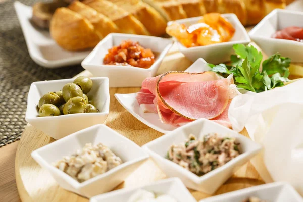 Catering table with appetizers — Stock Photo, Image