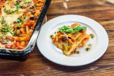 taze İtalyan lazanya