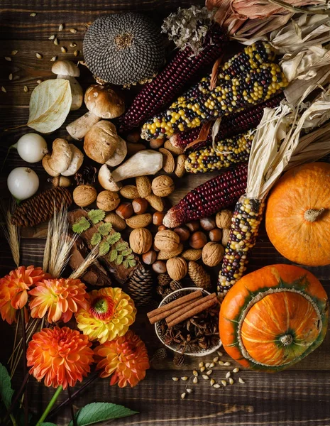 Harvest  on wooden background — Stock Photo, Image