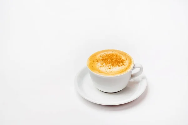 Cappuccino sul bianco — Foto Stock