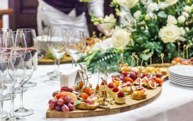 Tablo atıştırmalıklar ile catering