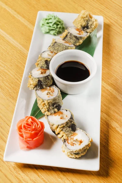 Sushi à la sauce soja — Photo