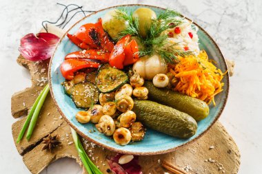 lezzetli Preserved ve ızgara sebzeler, kapat