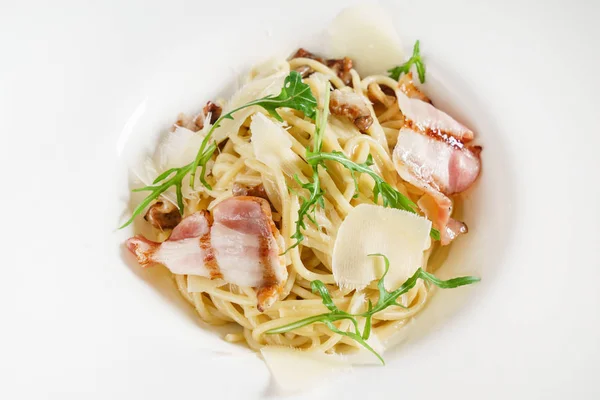 Spaghetti Poulet Bacon Gros Plan — Photo