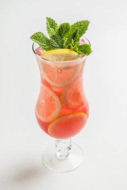 kokteyl barda, yakın çekim