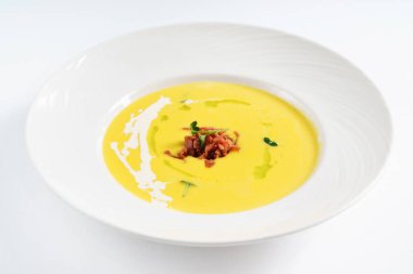 kremalı çorba izole, yakın çekim