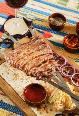 ızgara kebap sosu, yakın çekim