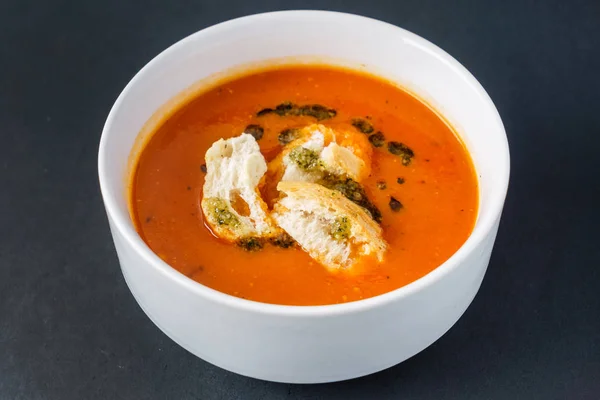 Sopa Tomate Con Croutons Cerca — Foto de Stock