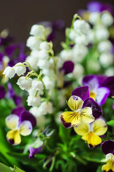 Buquê Primavera Brilhante Vaso Perto — Fotografia de Stock