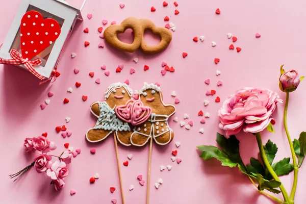 Сладкое Печенье День Святого Валентина Розовом Фоне — стоковое фото