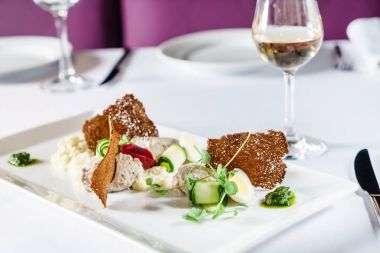 restoranda gurme salata. Yakın çekim