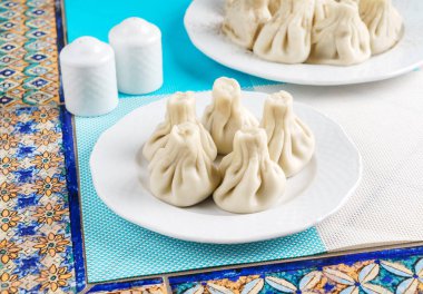 Etli Gürcü hamur tatlısı Khinkali