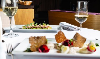 gurme salata restoranda, yakın çekim