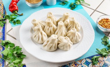 Etli Gürcü hamur tatlısı Khinkali