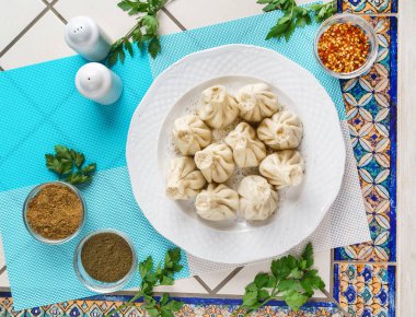 Etli Gürcü hamur tatlısı Khinkali
