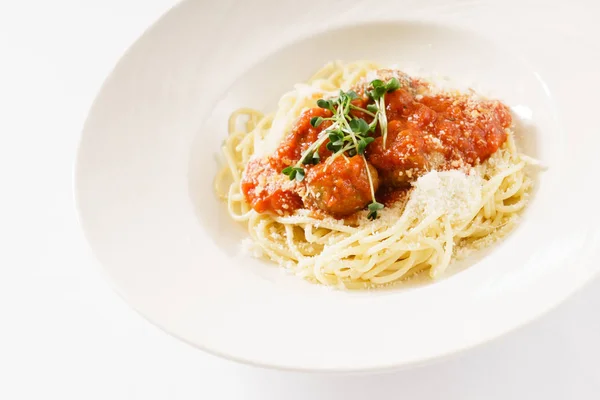 Frische Spaghetti Mit Frikadellen Aus Nächster Nähe — Stockfoto