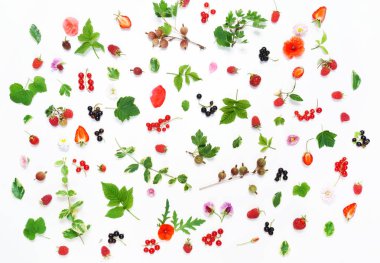 çilek beyaz konseptiyle yaz 