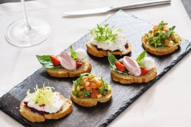 kanepe, farklı tür yakın çekim