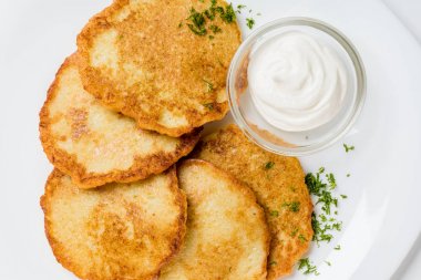 patates gözlemesi, yakın çekim