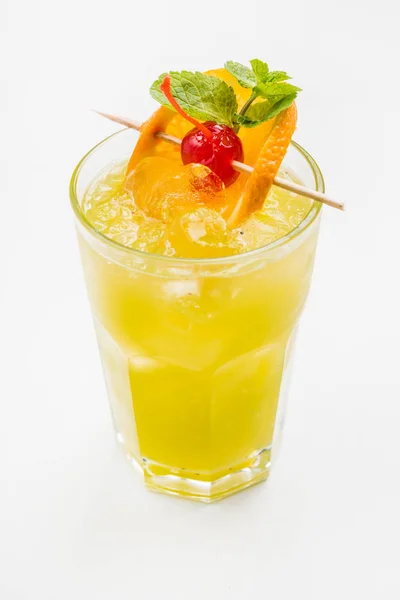 Cocktail Wit Oranje Close — Stockfoto