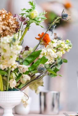 Çiçekler tablo Easter. Dekorasyon 