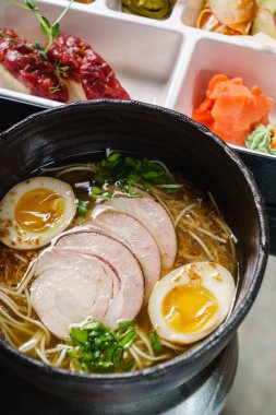 bir bento kutusuna yemek, yakın çekim