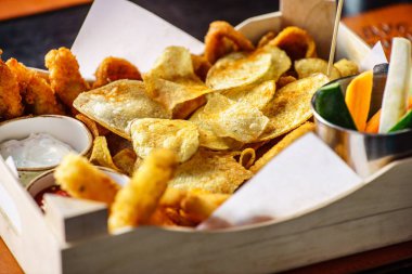 bira plaka kadar yakın