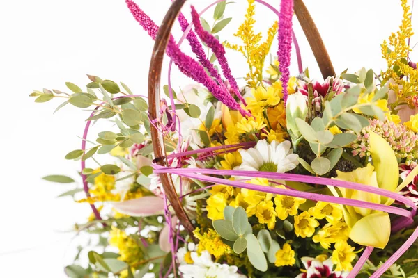 Nice Flowers Basket — Stock Photo, Image