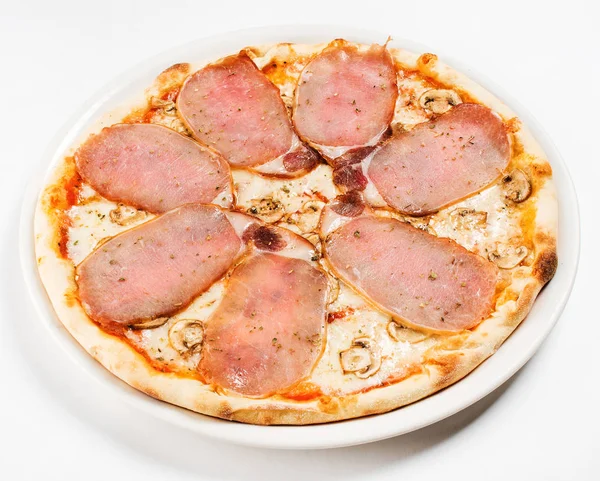 Pizza Plato Blanco Cerca —  Fotos de Stock