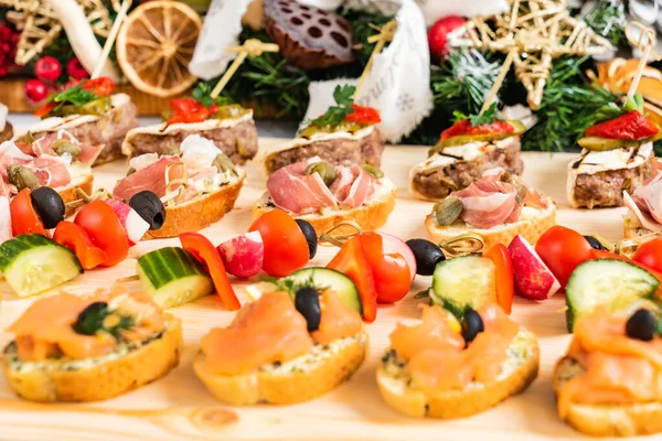 Christmas Appetizers Table — Stock Photo, Image