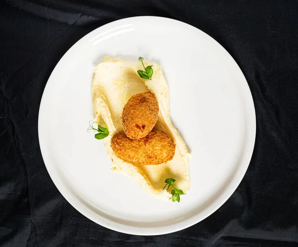 Chicken Cutlet Mashed Potato — Stock Photo, Image
