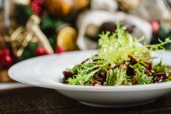 Ensalada Fresca Mesa Navidad — Foto de Stock