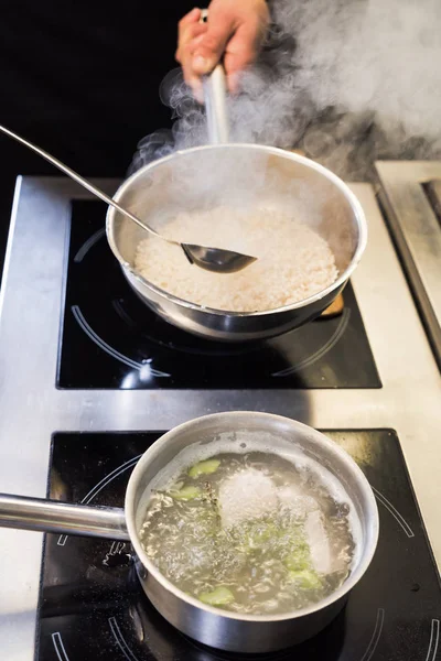Chef Making Risotta Close — Stock Photo, Image