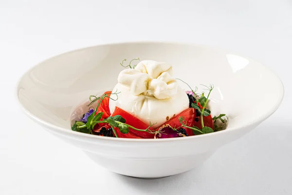 Ensalada Caprese Sobre Fondo Blanco —  Fotos de Stock