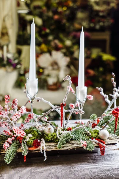 Χριστουγεννιάτικη Διακόσμηση Κλαδιά Κερί Και Έλατα — Φωτογραφία Αρχείου