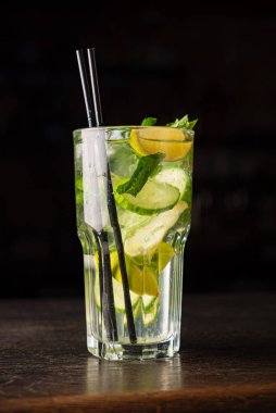 Barda nefis bir kokteyl.