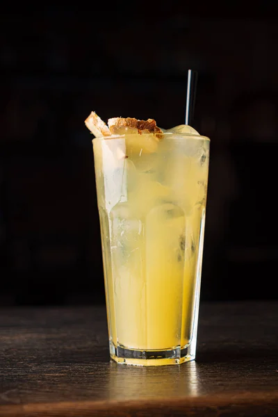 Leckerer Cocktail Der Bar — Stockfoto