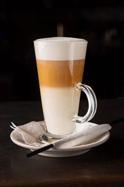 Skummande Lager Varmt Kaffe Dryck Latte — Stockfoto