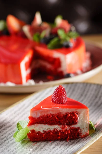 Mousse Cake Met Verse Bessen — Stockfoto