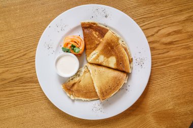 Somonlu gözleme, yakın çekim.