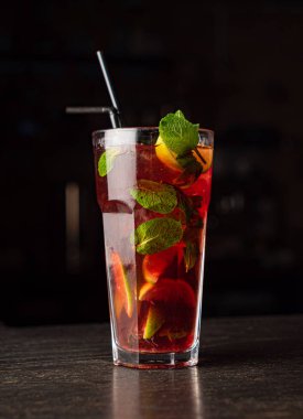 Barda nefis bir kokteyl.