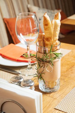 Yemek masası, aile restoranı.