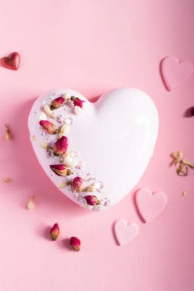 Cake Berries Shape Heart Valentine Day — Stock Photo, Image