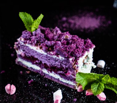 siyah arka plan üzerinde pasta