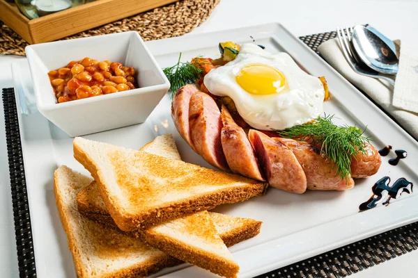 Petit Déjeuner Traditionnel Dans Café — Photo