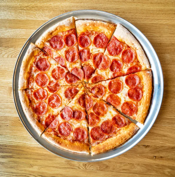 Pepperoni Pizza Wooden Background — Stock Photo, Image