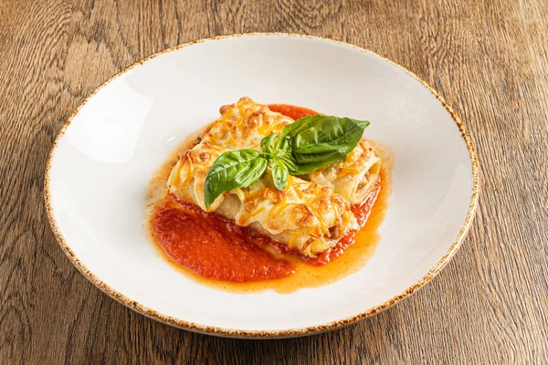 Tasty Lasagna Tomato Sauce — Stock Photo, Image