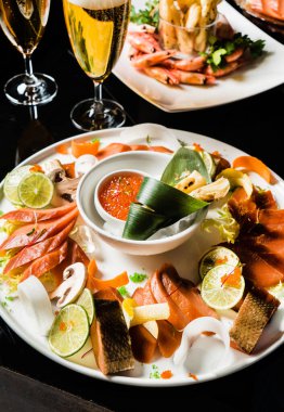 Tütsülenmiş balık, kapat.