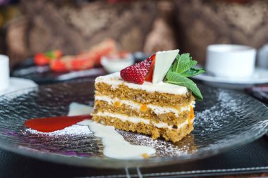 Havuçlu kek, kapat.