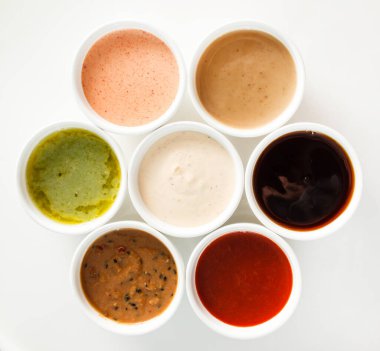 Farklı soslar, yakın çekim.